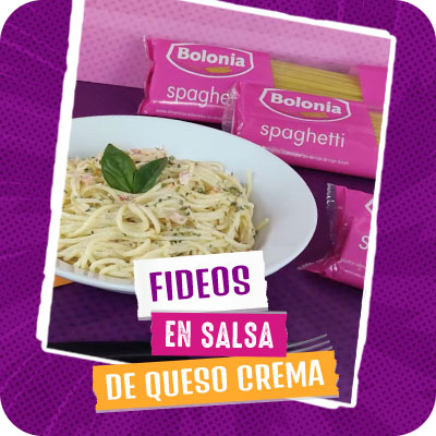 Fideos en salsa de queso crema