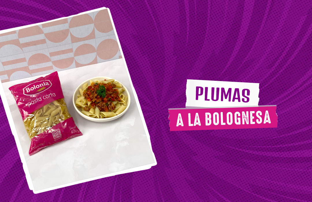 Plumas a la bolognesa