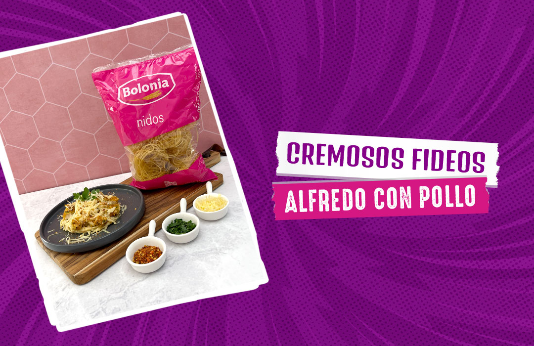 Cremosos Fideos Alfredo con Pollo